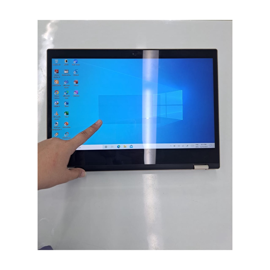 Jual laptop lenovo yoga 520 i7 gen 8 ram 8gb ssd 128gb +hdd 1tb