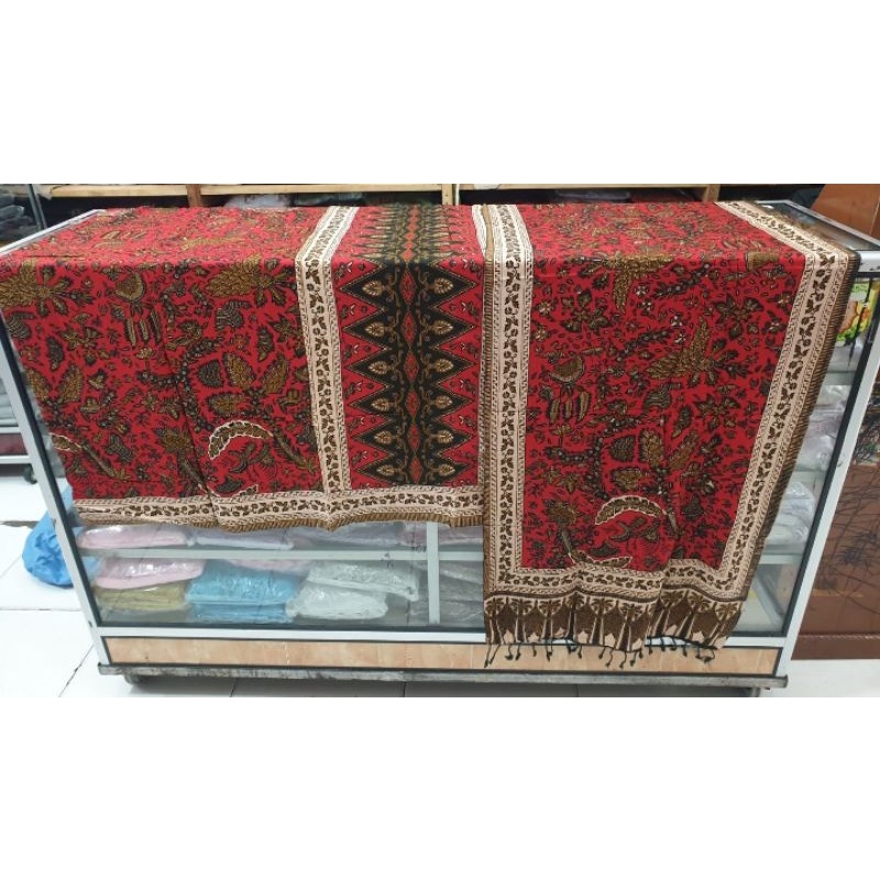 Jual KAIN ROK BATIk TANAH LIEK+SALENDANG | Shopee Indonesia