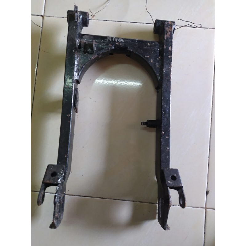 Jual ARM SWING ARM YAMAHA VEGA R LAMA SECOND ORIGINAL | Shopee Indonesia