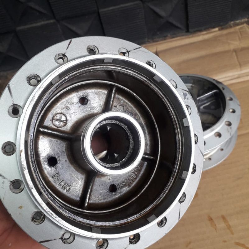 Jual teromol blkang motor Supra x lama/pnp Astera gerand Honda win ...