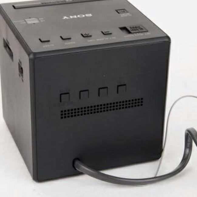 Jual Sudah READY.. FM/AM CLOCK RADIO SONY ICFC1 ALARM RADIO Shopee