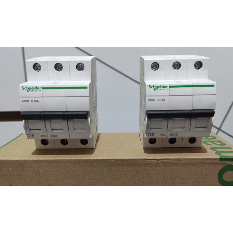 3-pole miniature circuit breaker K60N-B10-3 B 10A