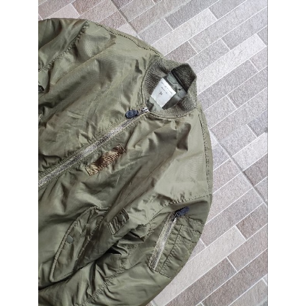 Jual Bomber Jacket Pria Wanita Jacket Tebal Second | Shopee Indonesia