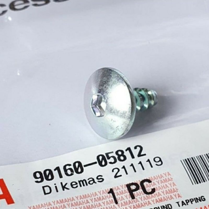 Jual screw round tapping baut L kecil body under cowl bawah R15 V3 ...