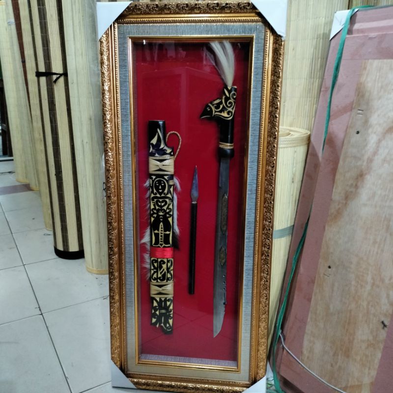 Jual Figura Hiasan Dinding Figura Mandau Souvenir Khas Dayak Mandau Souvenir Khas Dayak