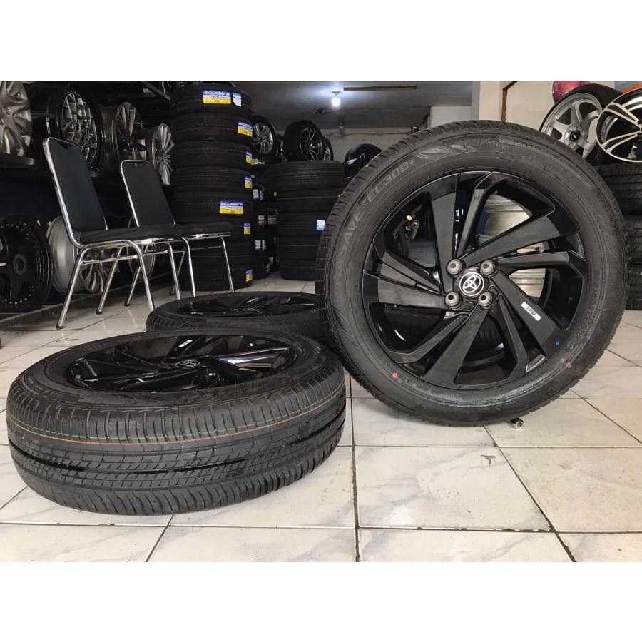 Jual Velg Second Oem Original Mobil Toyota Raize Ring 17 Ban 205 60 R17 ...