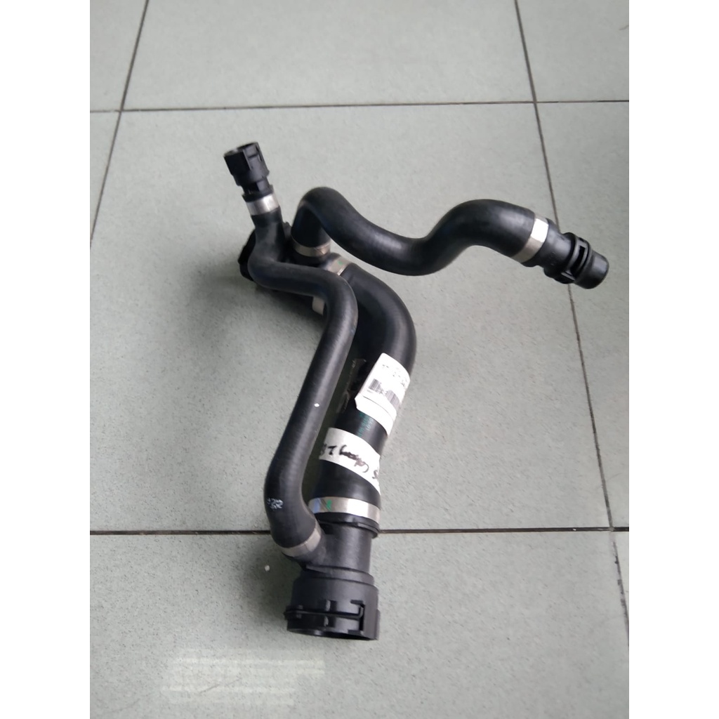 Jual SELANG RADIATOR ATAS BMW E60 N52 17127546064 | Shopee Indonesia