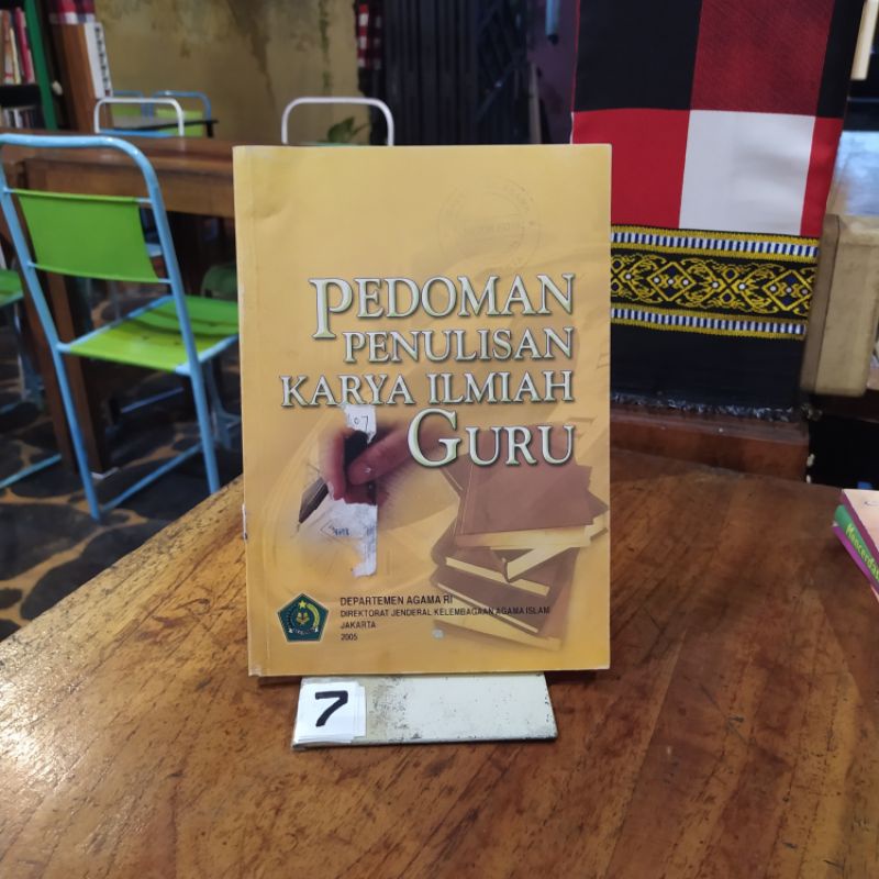 Jual BUKU PEDOMAN PENULISAN KARYA ILMIAH GURU By Departemen Agama RI ...