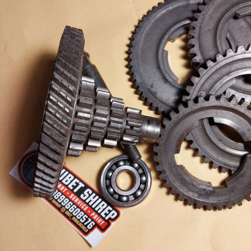 Jual Gear rasio vespa strada AOM original copotan Shopee Indonesia