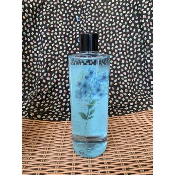 Jual Marks & Spencer M&S Original China Blue Moisture Rich Bath Essence ...