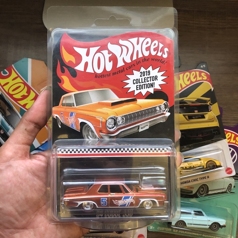 Hot Wheels RLC – 1964 Dodge 330 – Collector Edition 2019 – 1/64 – Orange – Neuf