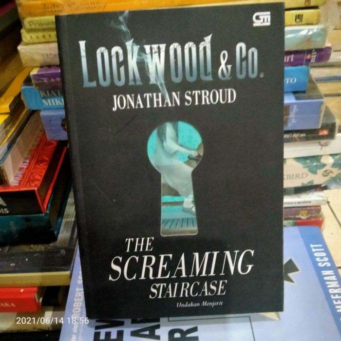 Jual Lockwood _ Co._ The Screaming Staircase (Undakan Menjerit) by