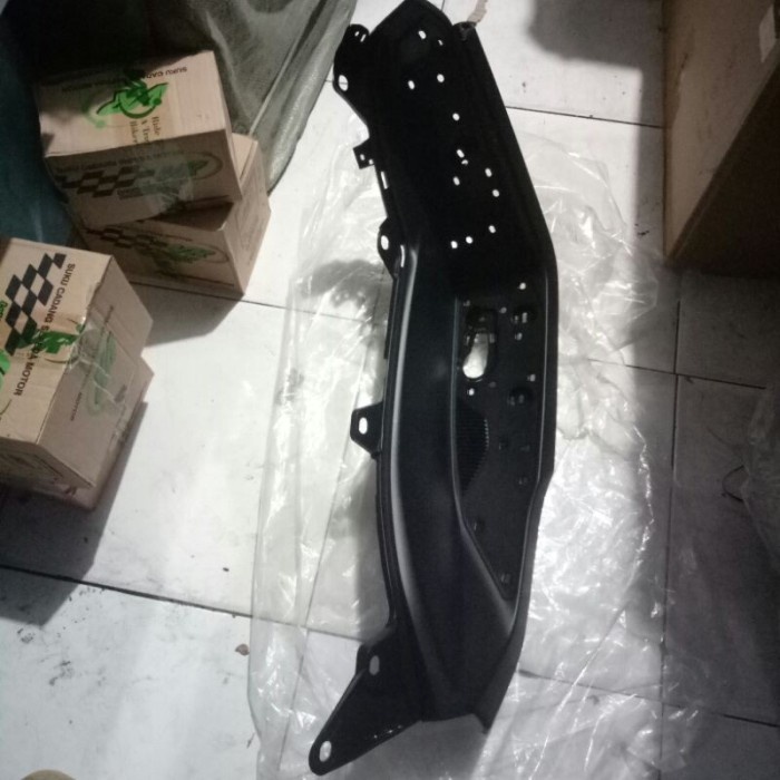 Jual Step Floor Bordes Injekan Kaki Yamaha Nmax New B H Original Kanan Hitam Kiri