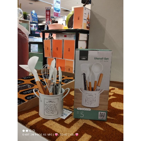 Jual Kitchen Utensil set White Shopee Indonesia