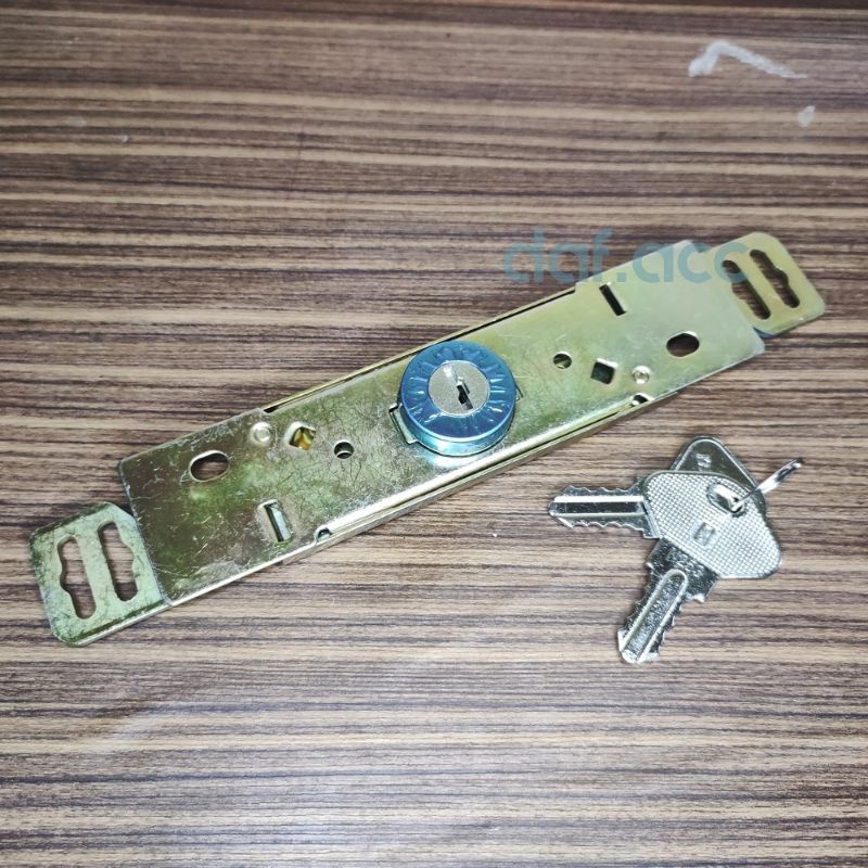 Warehouse Cross Keyway Rolling Shutter Door Lock Latch Doors Lock Replacement With 3 Keys Silver Ce4dca93 6038 4638 9f8d 6d6bed3798e7.edc621e90d3bd95bf241ea2b0b843294 - View #9