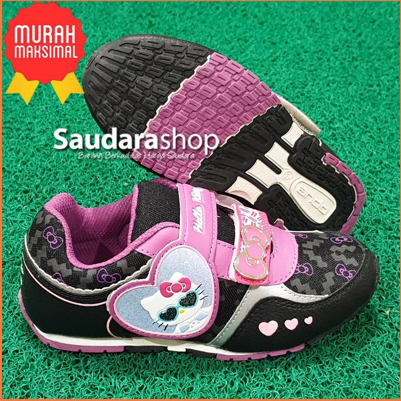 Balmoral Hello Kitty Sepatu Bayi main image 0
