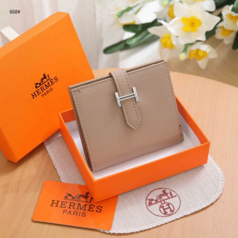 DOMPET HERMES 5124 SUPER, BAHAN CROCO, UK 19x10x3cm, BERAT 0,2KG FREE BOX  Harga: Rp.175.000