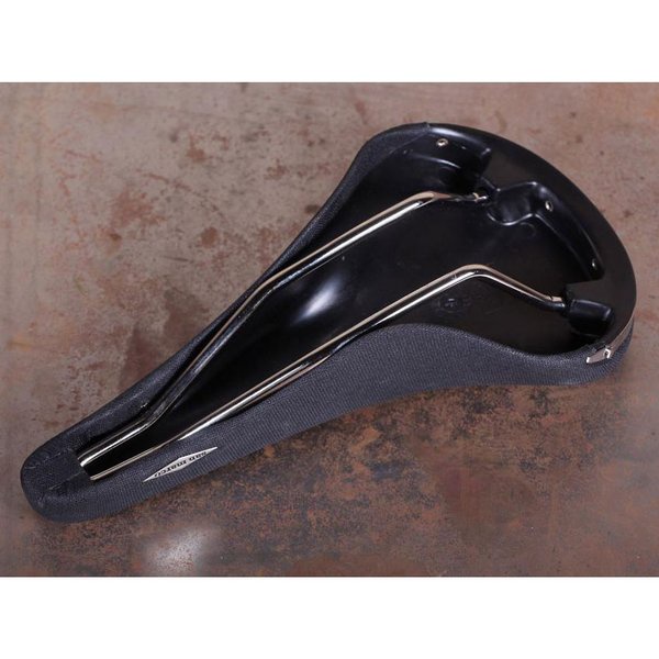 Selle San marco Rolls ブラック490T019