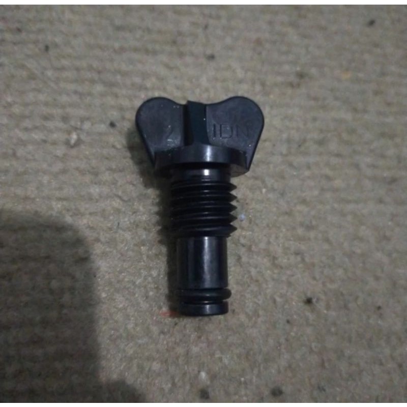 Baut Pembuangan Radiator Innova: Lebih dari Sekedar Sekrup Kecil