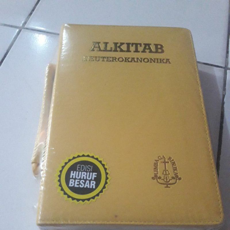 Jual Alkitab Katolik Deuterokanonika Edisi Huruf Besar Shopee Indonesia