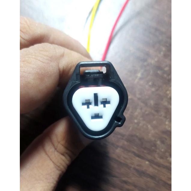 Jual soket connector segi tiga oval pin 3 lamp Accessories Honda series ...