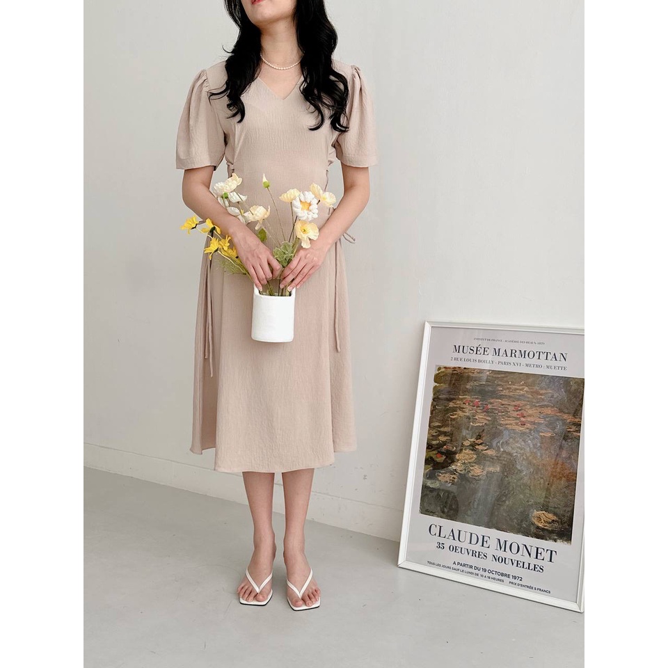 Jual AeRi Dress / Korean Midi Dress / Korean Puffy Sleeves / Tali Adjustable Shopee Indonesia