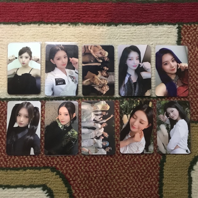 Jual everglow yiren photocard hush adios reminiscene -77.82x-78.29
