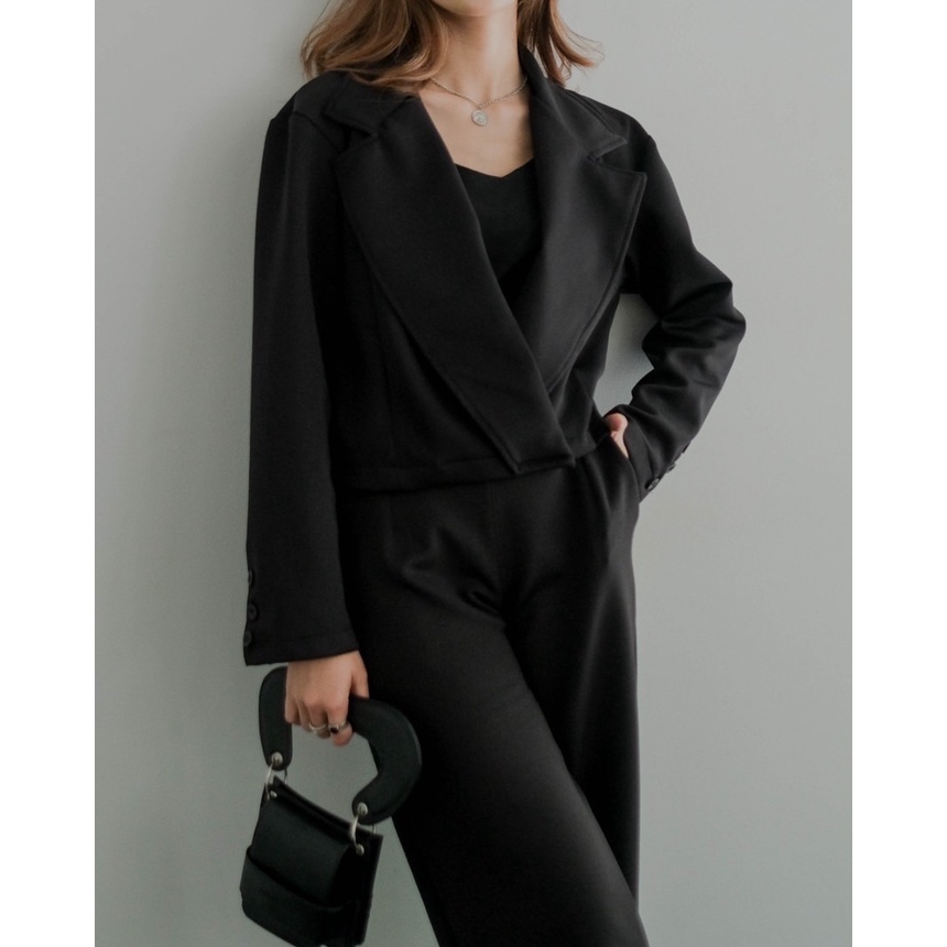 Jual Myrubylicious ANGELICA CROP BLAZER | Shopee Indonesia
