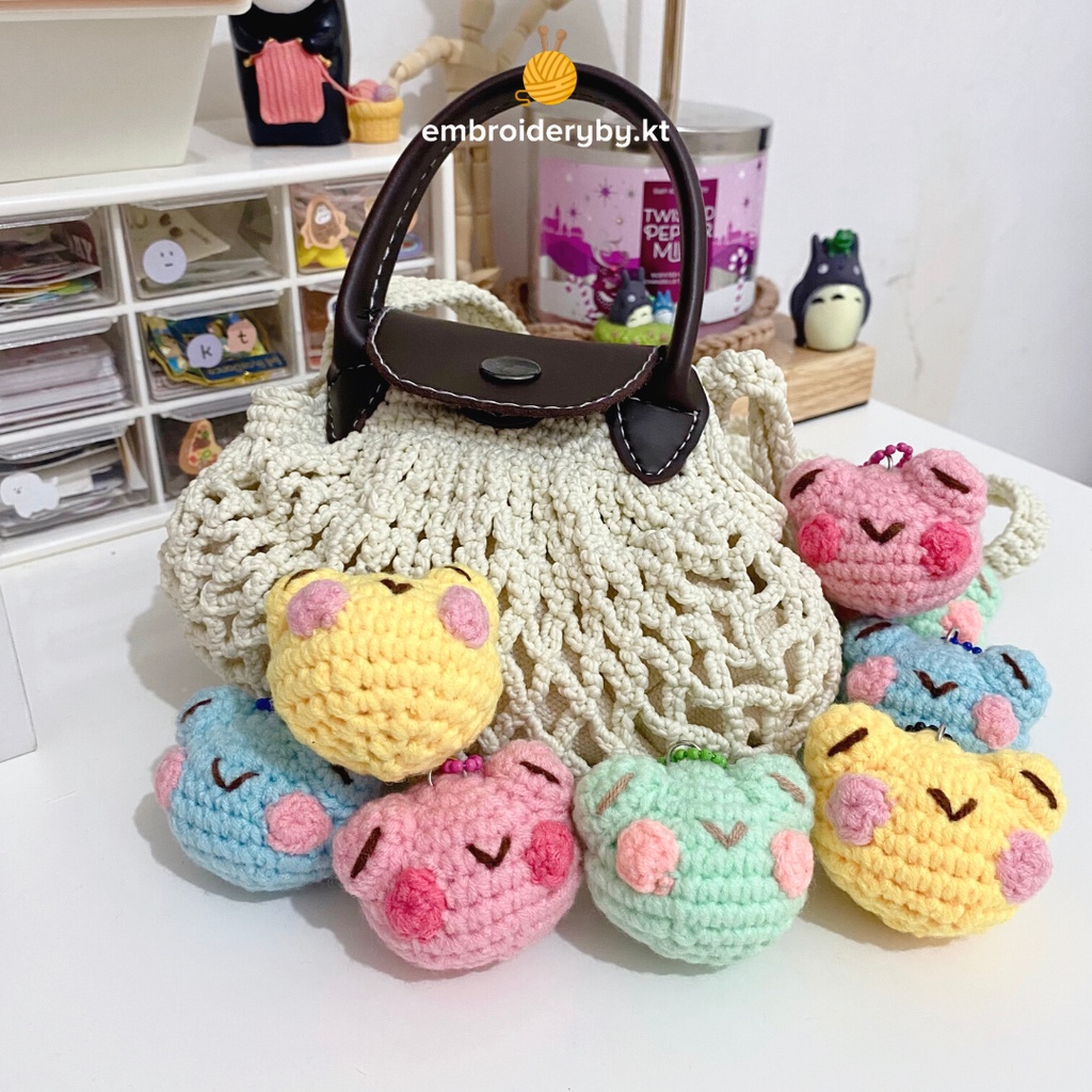 Jual Amigurumi Keychain Frog / Gantungan Rajut Kodok / Crochet Keychain ...