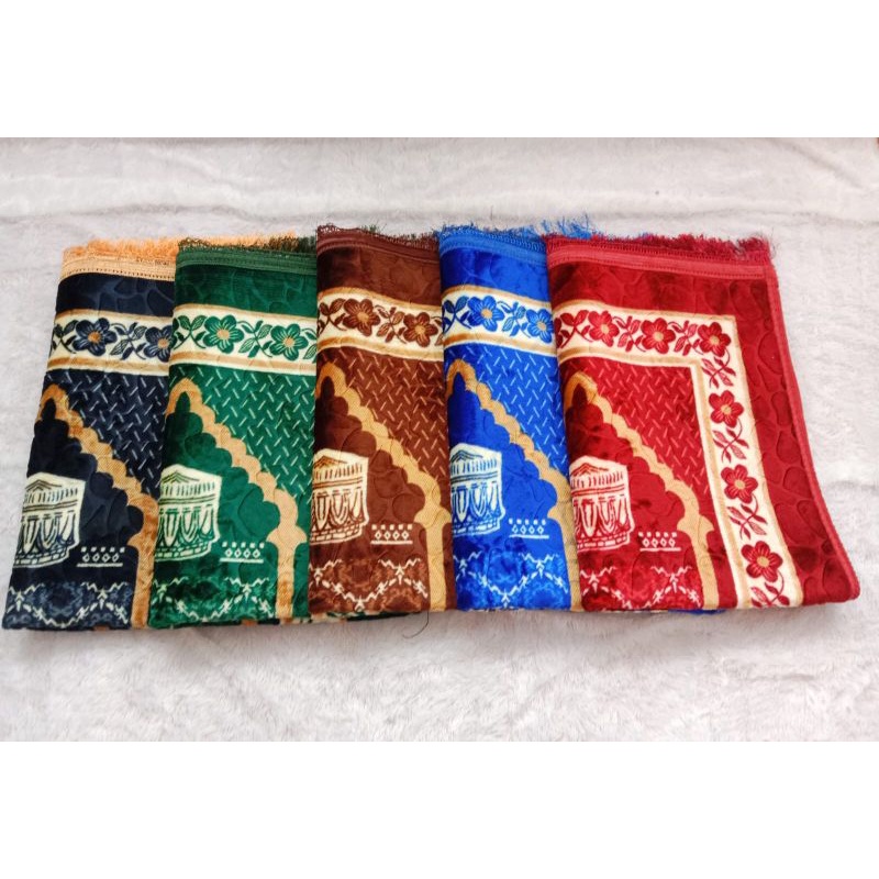 Jual Sajadah Palmira motif Kabah dan motif Raudah | Shopee Indonesia