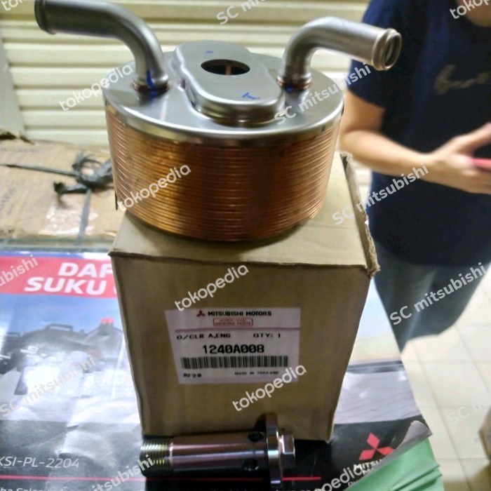 Jual Oli cooler oil cooler Pajero sport Triton 2500cc Asli Mitsubishi
