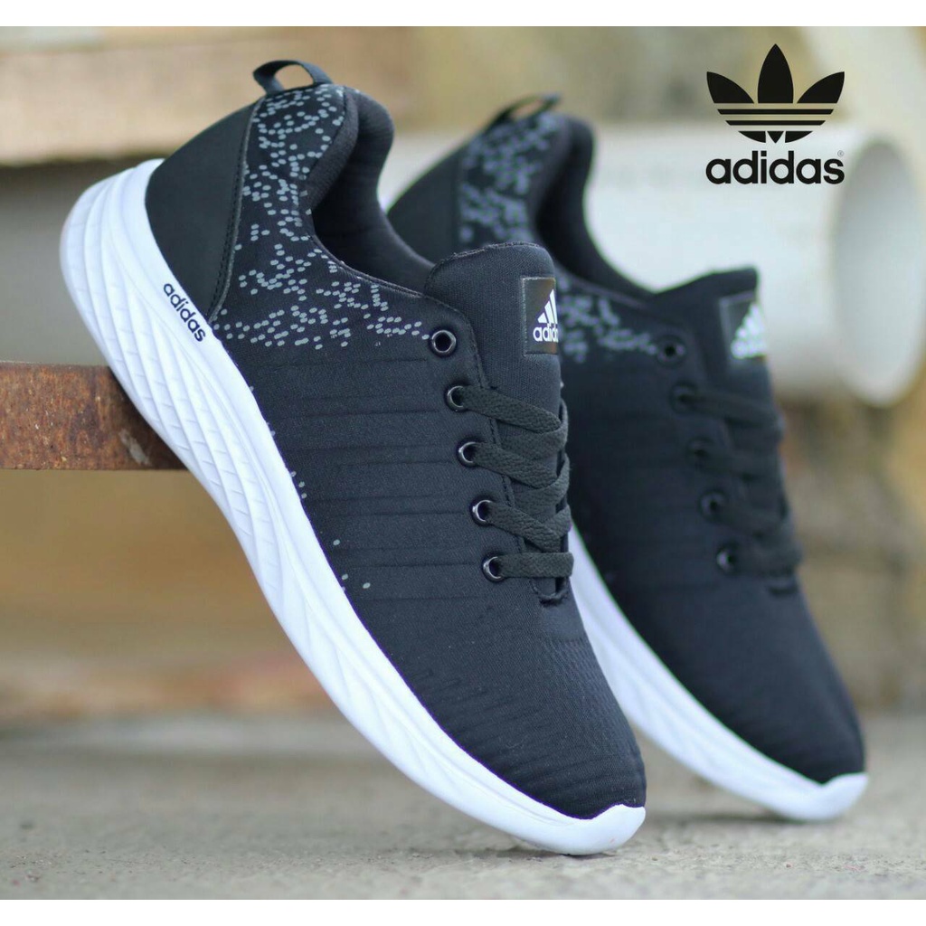 Foto foto discount sepatu adidas terbaru