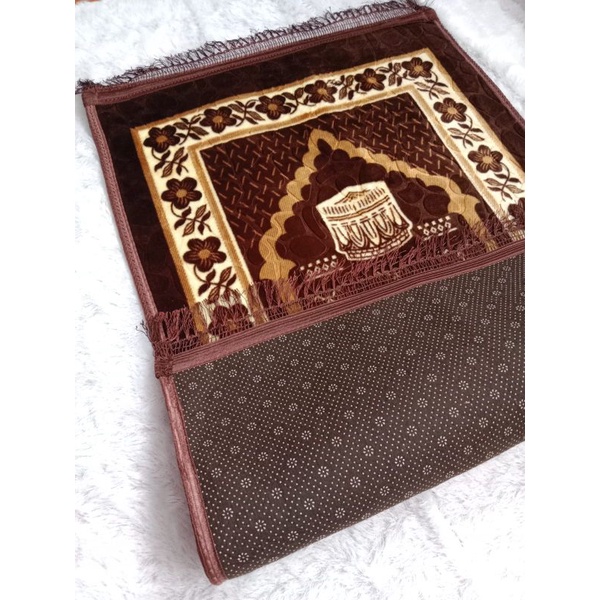 Jual Sajadah Palmira motif Kabah dan motif Raudah | Shopee Indonesia