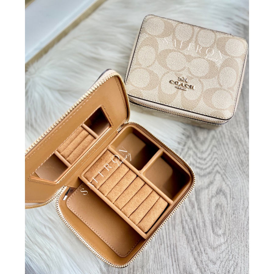 Jual Coach Large Jewelry Box In Signature Canvas / Light Khaki Chalk ...