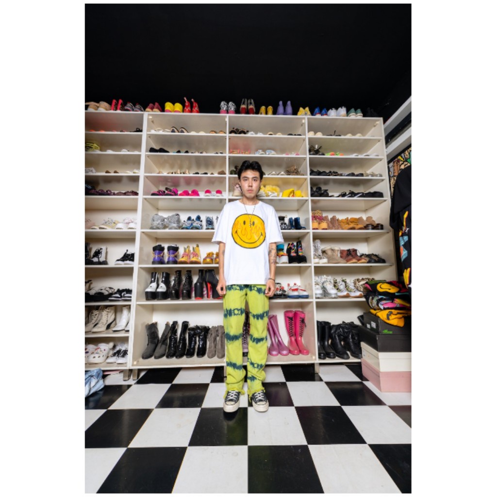 Jual GIO CARDIN x SMILEY - Official Merch Tshirt | Shopee Indonesia