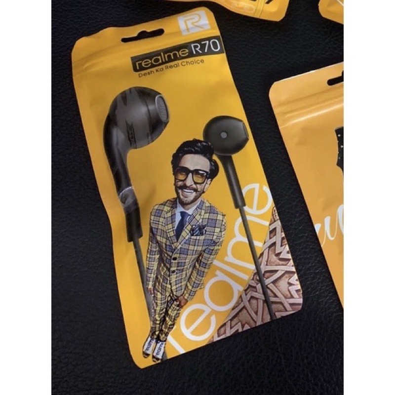 Realme best sale r70 earphones