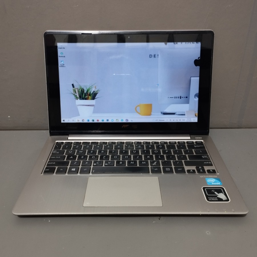 ASUS X202E core i5 Windows10 - Chromebook本体