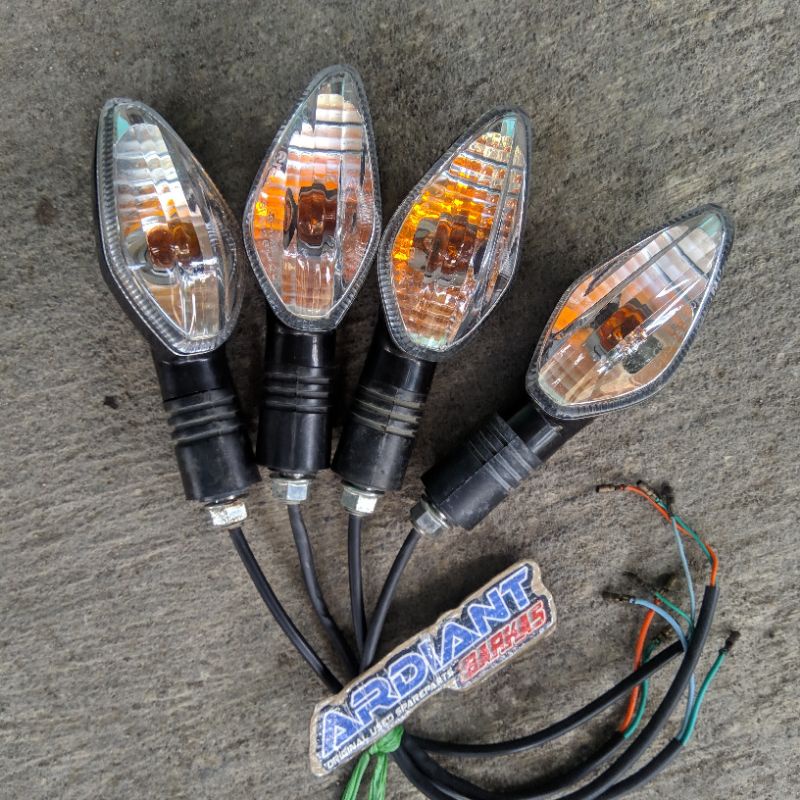 Jual Lampu sein riting honda cb150r megapro mono original | Shopee ...
