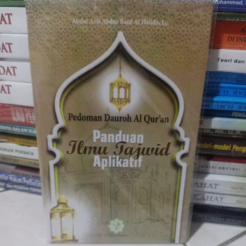 Jual Panduan Ilmu Tajwid Aplikatif By Abdul Aziz Abdur Rauf | Shopee ...