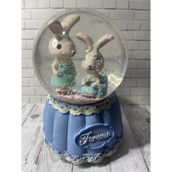 Jual bola crystal kotak musik lampu snowball kelinci rabbit couple kado ...