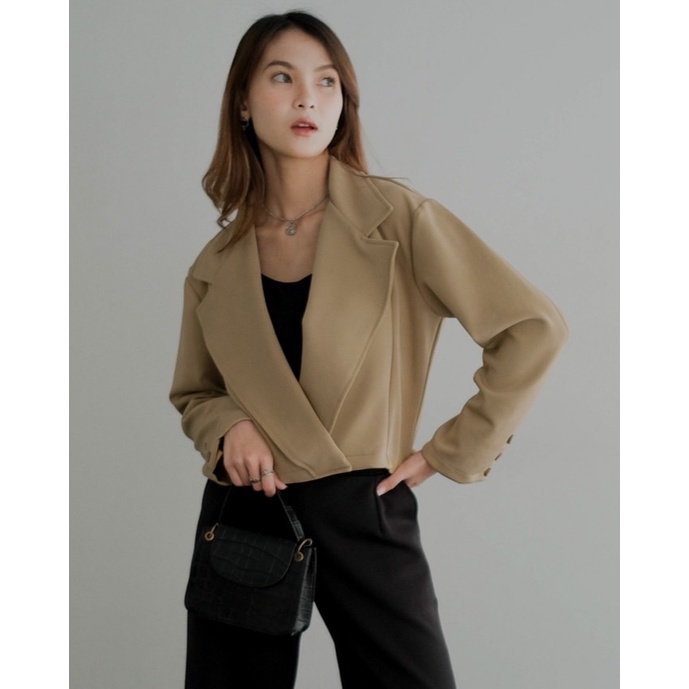 Jual Myrubylicious ANGELICA CROP BLAZER | Shopee Indonesia