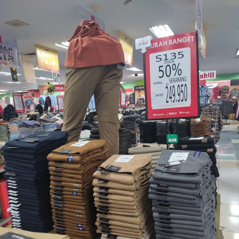 Gab's Celana Chinos Slim Pria
