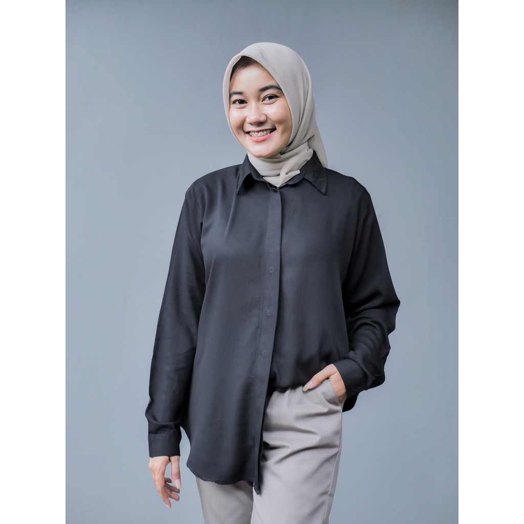 Jual Kemeja Basic Polos Wanita - Kemeja Rayon Twill Premium | Shopee ...