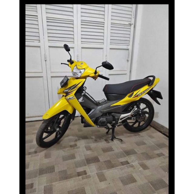 Jual cover body set revo lama 110 kuning body halus saja | Shopee Indonesia