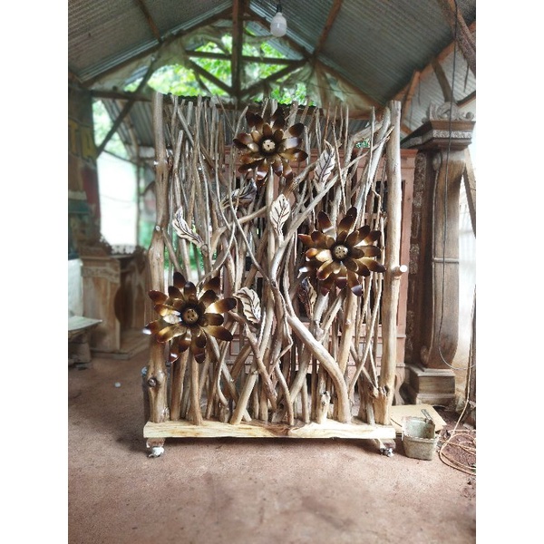 Jual Partisi sekat ruangan ranting kayu bunga matahari terbaru | Shopee ...