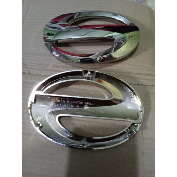 Jual Logo Emblem Lambang Grill Depan Daihatsu Sigra Original Shopee Indonesia