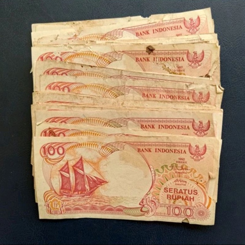 Jual Uang Kuno 100 Rupiah Perahu Pinisi 35 Lembar Murah Shopee Indonesia 5324