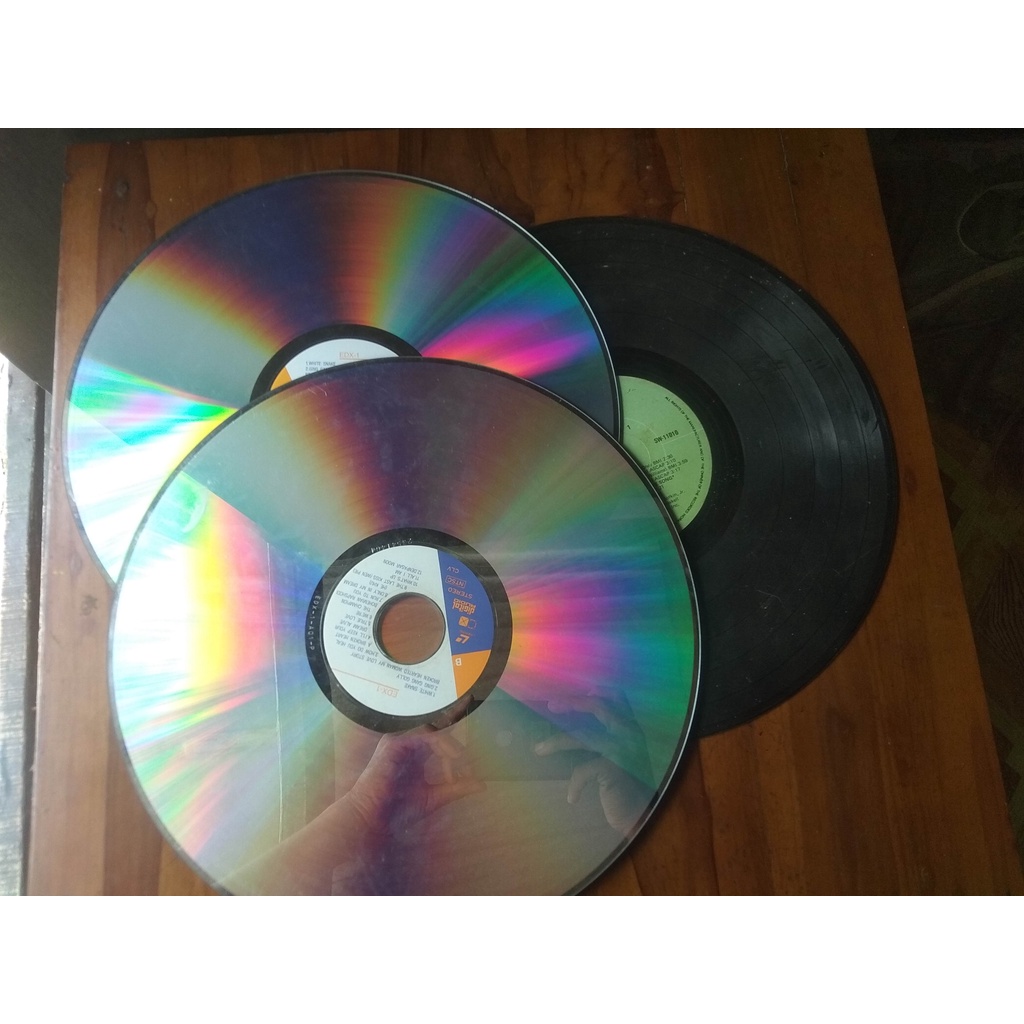 Jual KASET LASER DISC BERISI LAGU LAGU BARAT KASET JADUL ORIGINAL