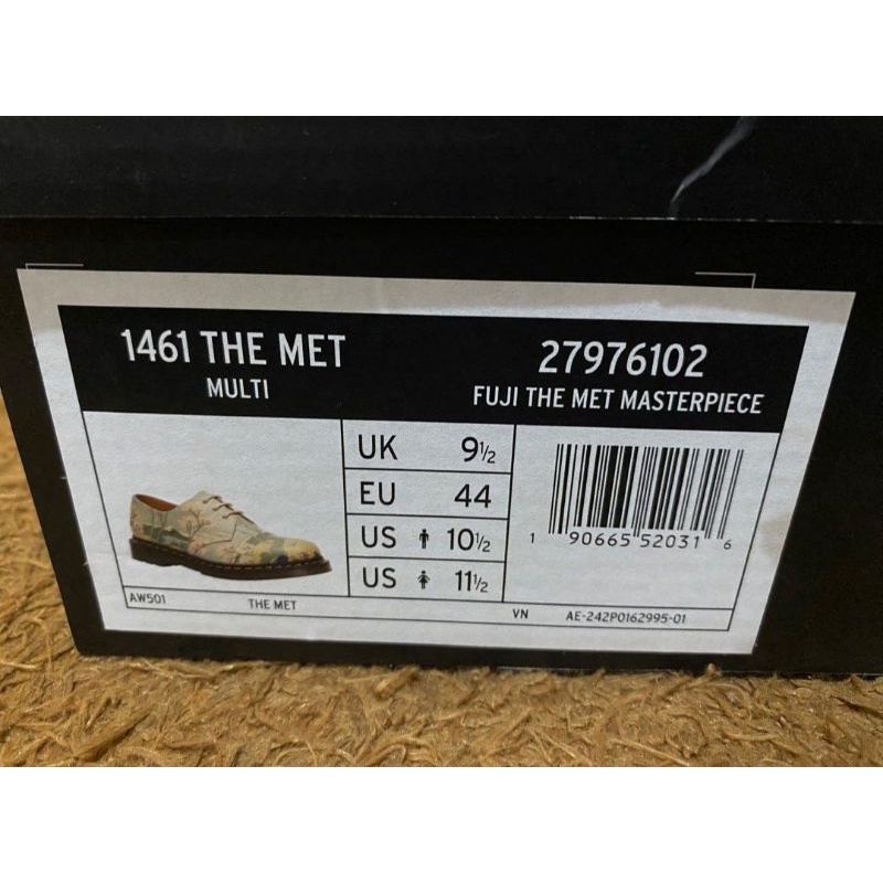 Jual DOCMART DR MARTENS x THE MET 1461 LIMITED EDITION SIZE 44 NEW ...