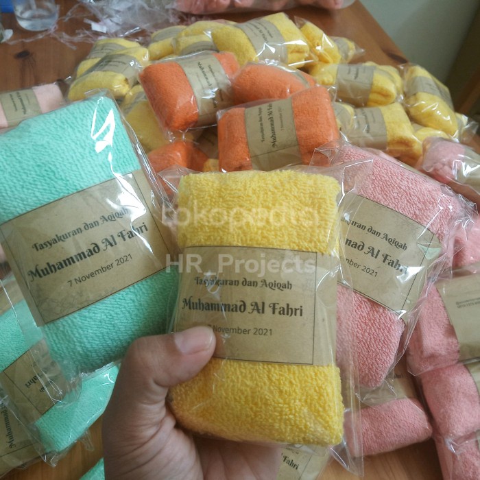 Jual Souvenir Handuk dengan Label Nama dijahit - souvenir label nama ...